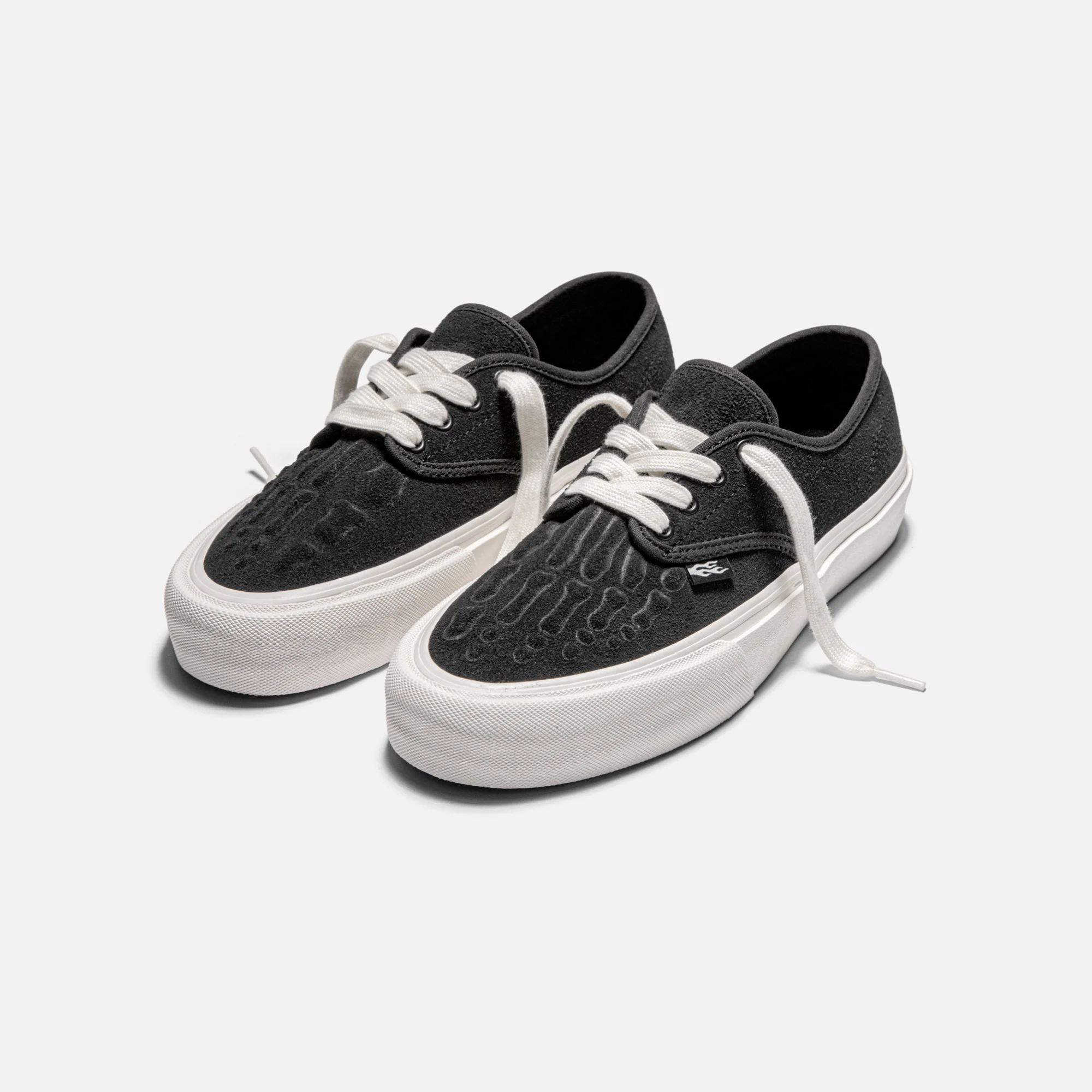 GOWER - GRAPHITE BONES - Image 3