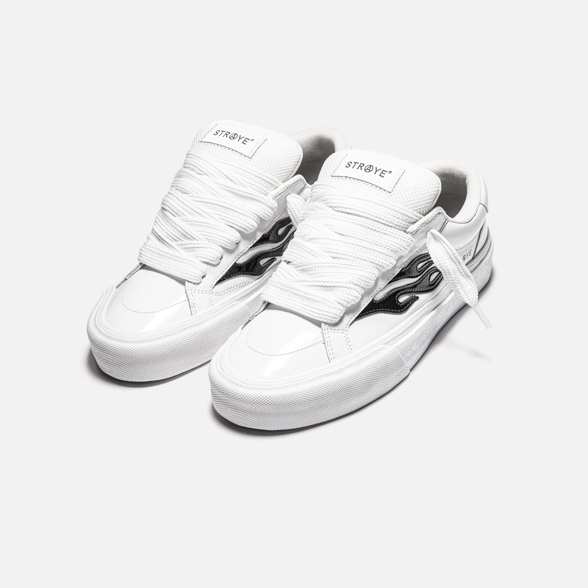 LOGAN PUFF - GLOSSY WHITE - Image 3