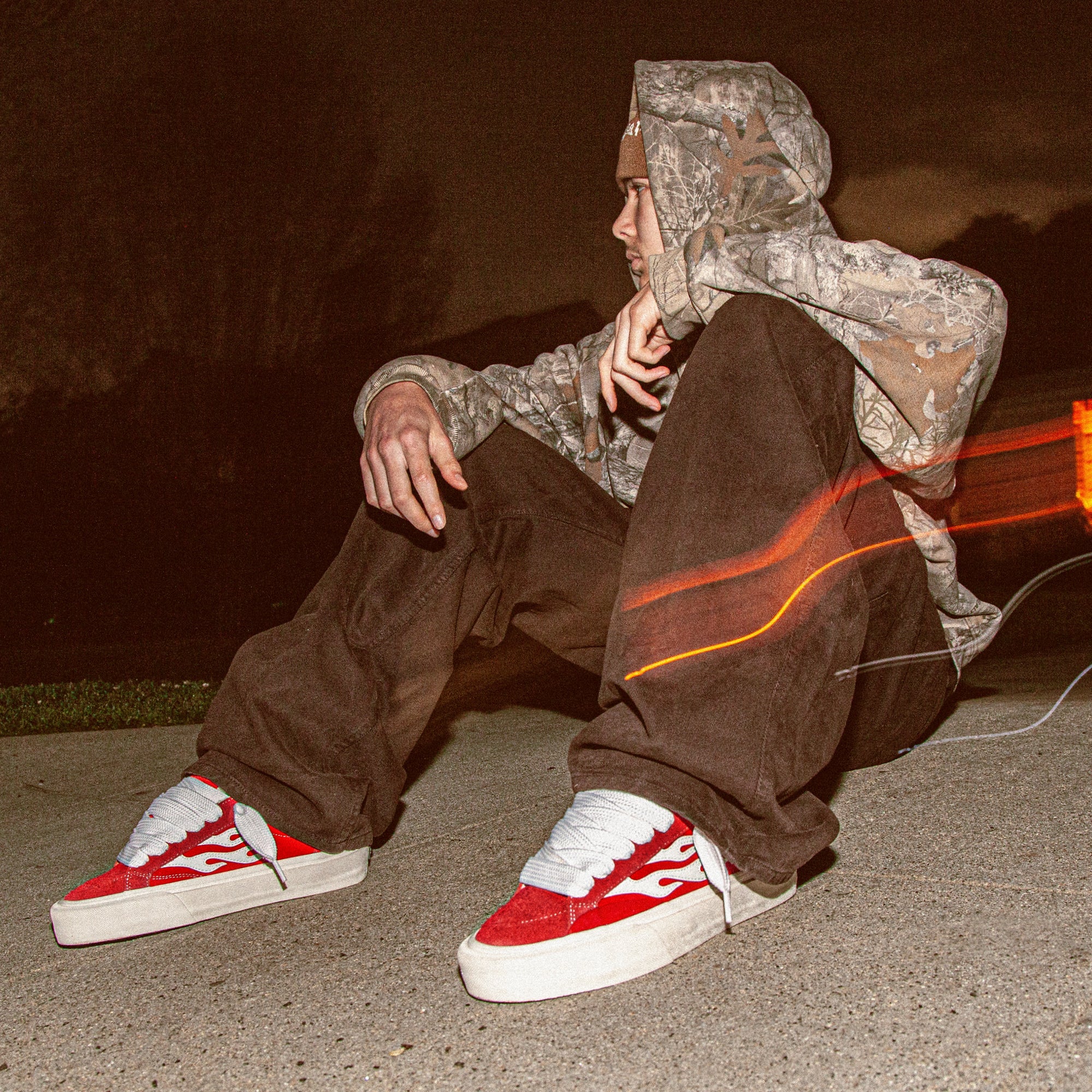 LOGAN PUFF - RED - Image 3